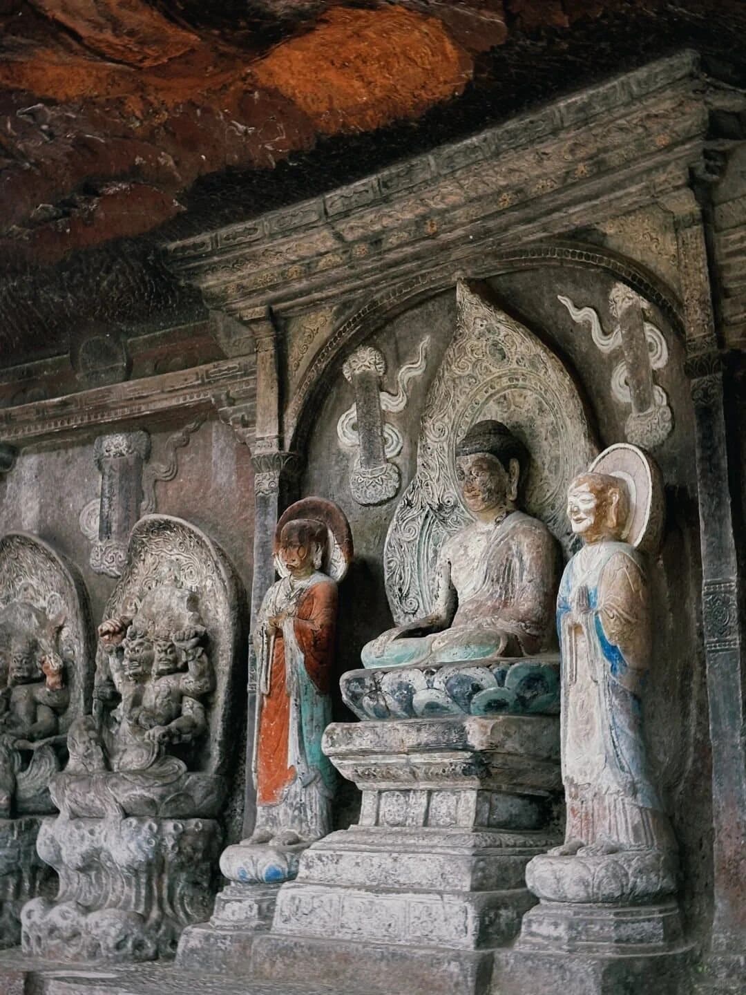 Shaxi Ancient Town — stone Buddhist figures at Shibao Mountain