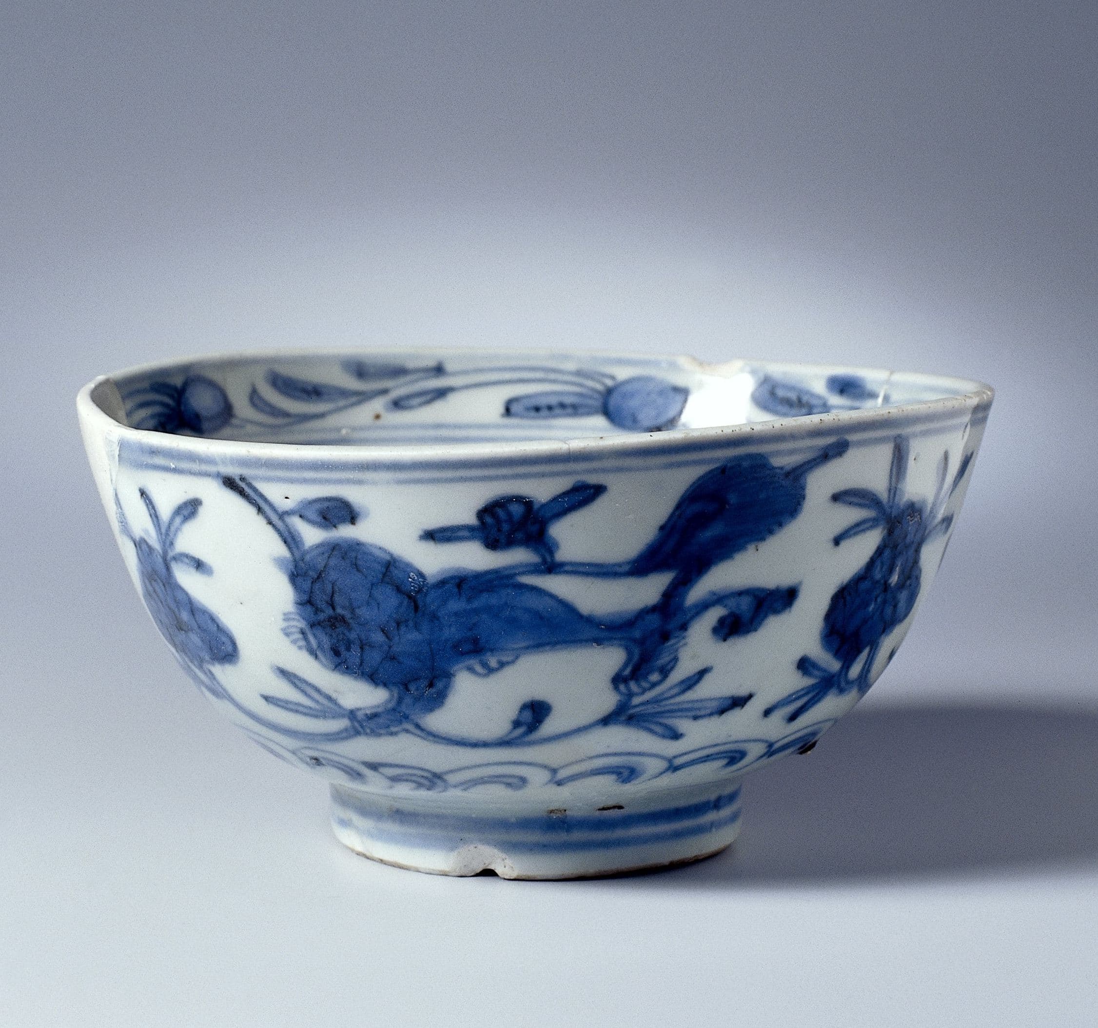 Blue-and-white Chinese porcelain bowl recovered from the Witte Leeuw shipwreck