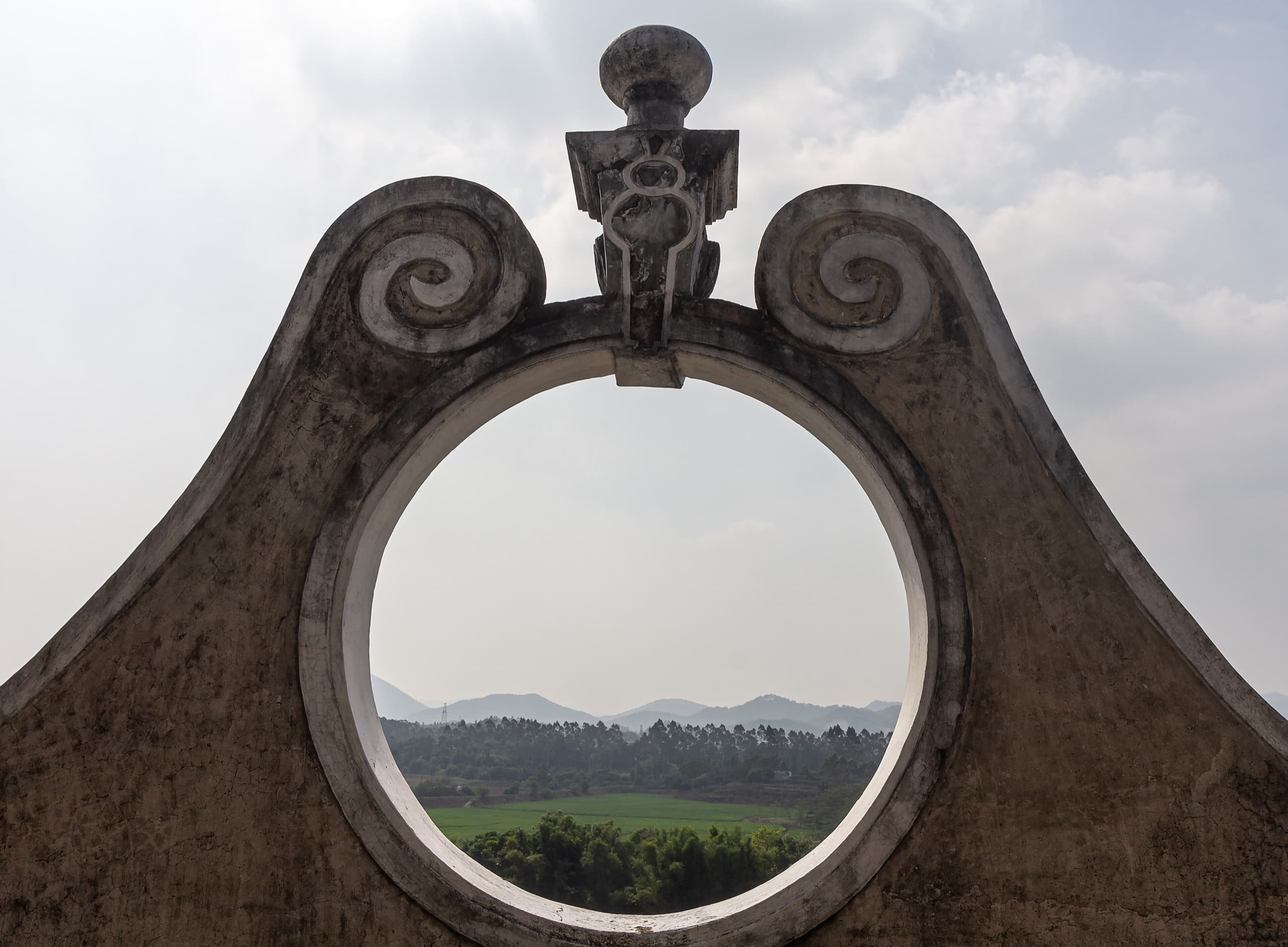 Upper architectural detail of Ruishi Lou