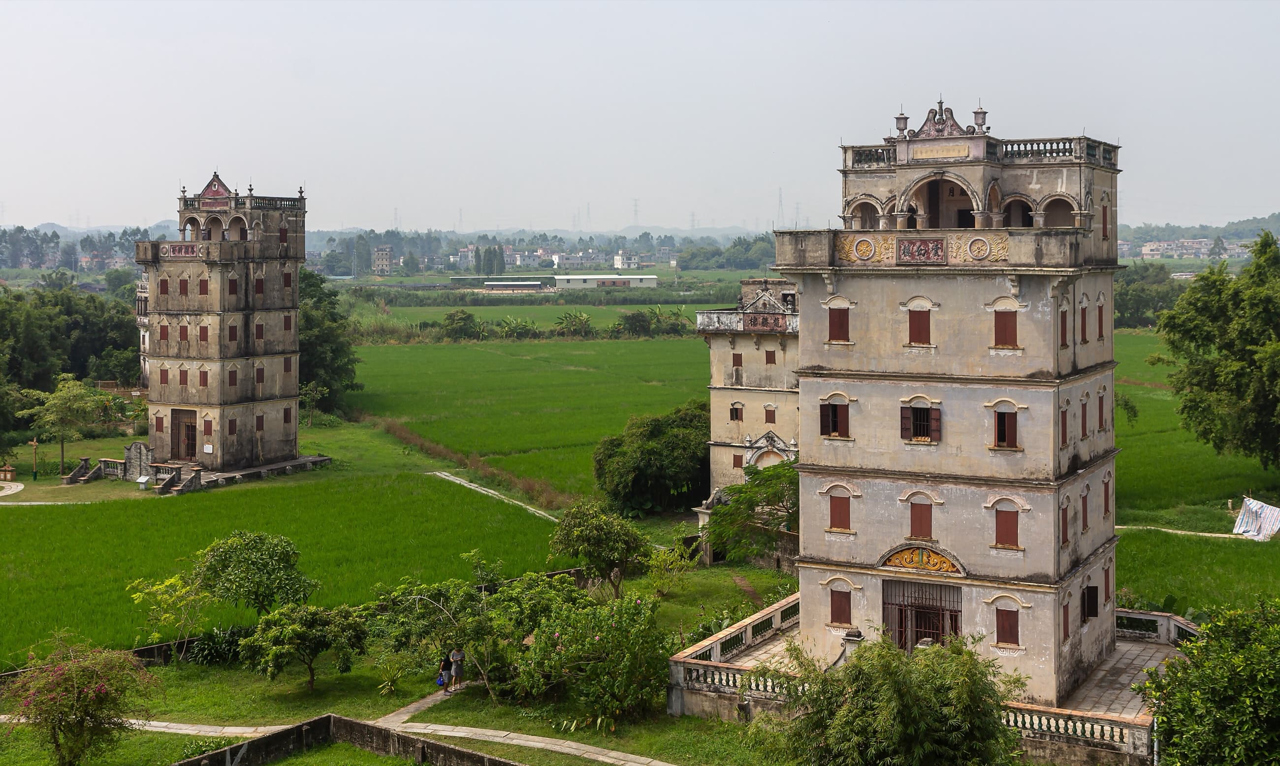 Yunhuan Lou beside fields in Zili Village