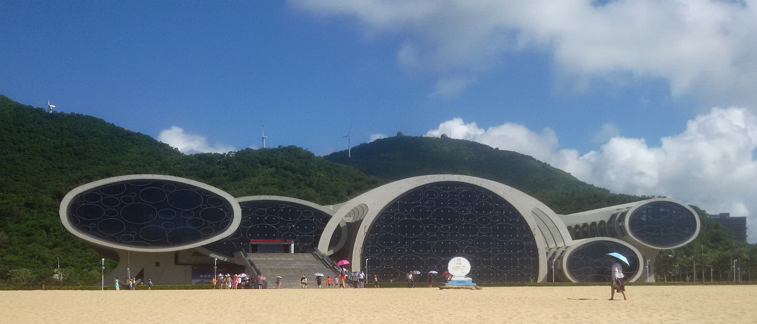 The Ship Raised With the Sea Around It
