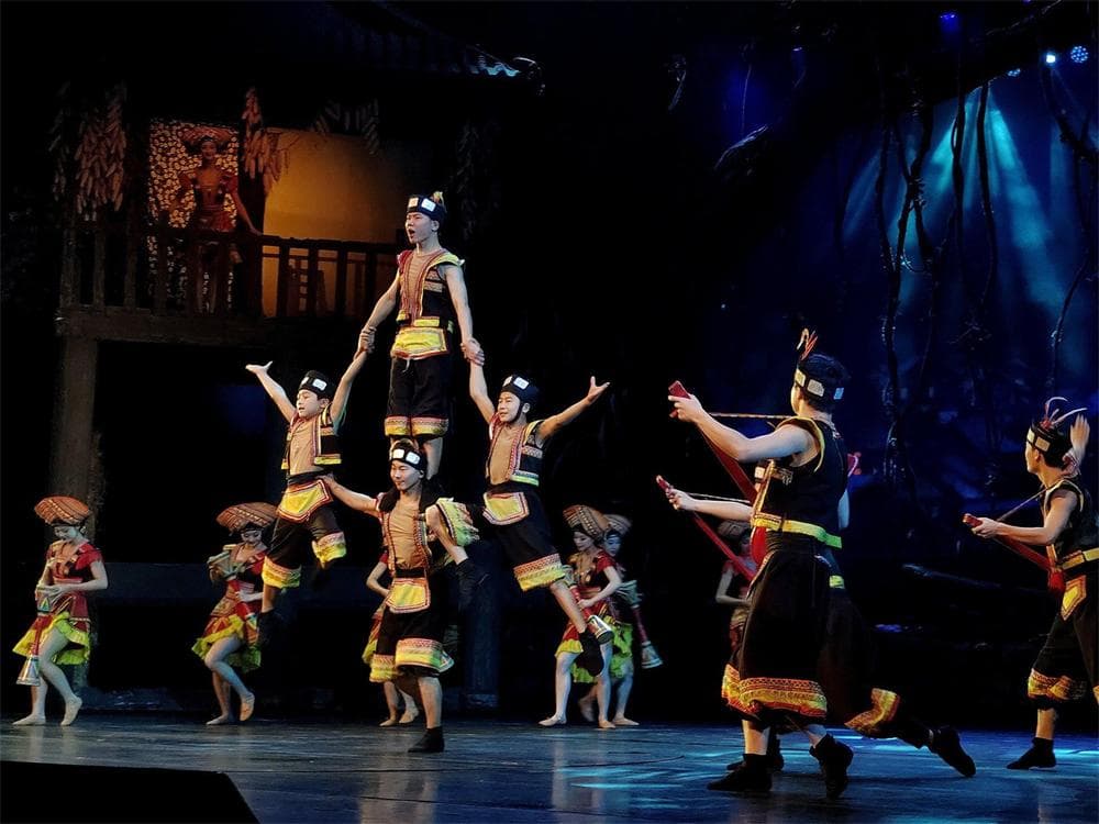 Charming Xiangxi
