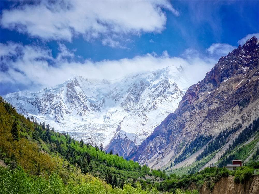 Jade Dragon Snow Mountain