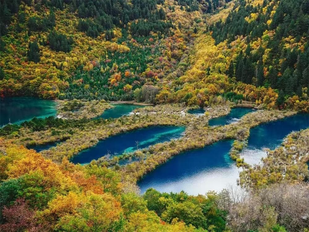 Jiuzhaigou Scenic Area