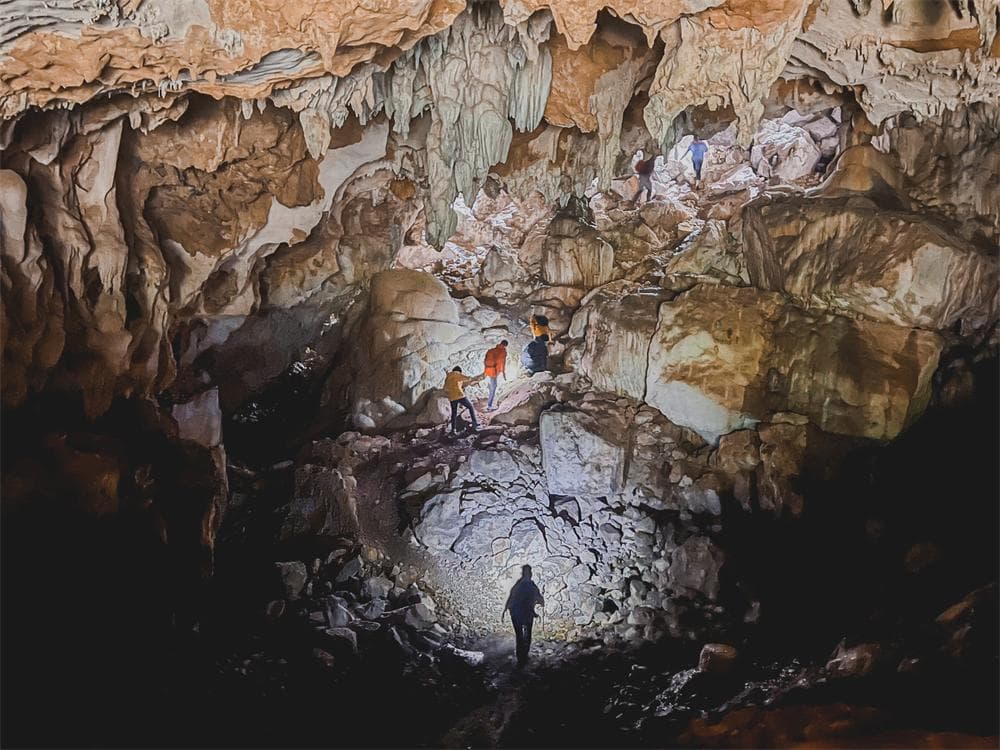 Luotian Karst Cave