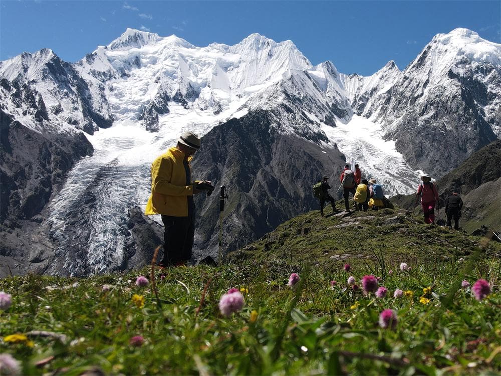 Meili Snow Mountain