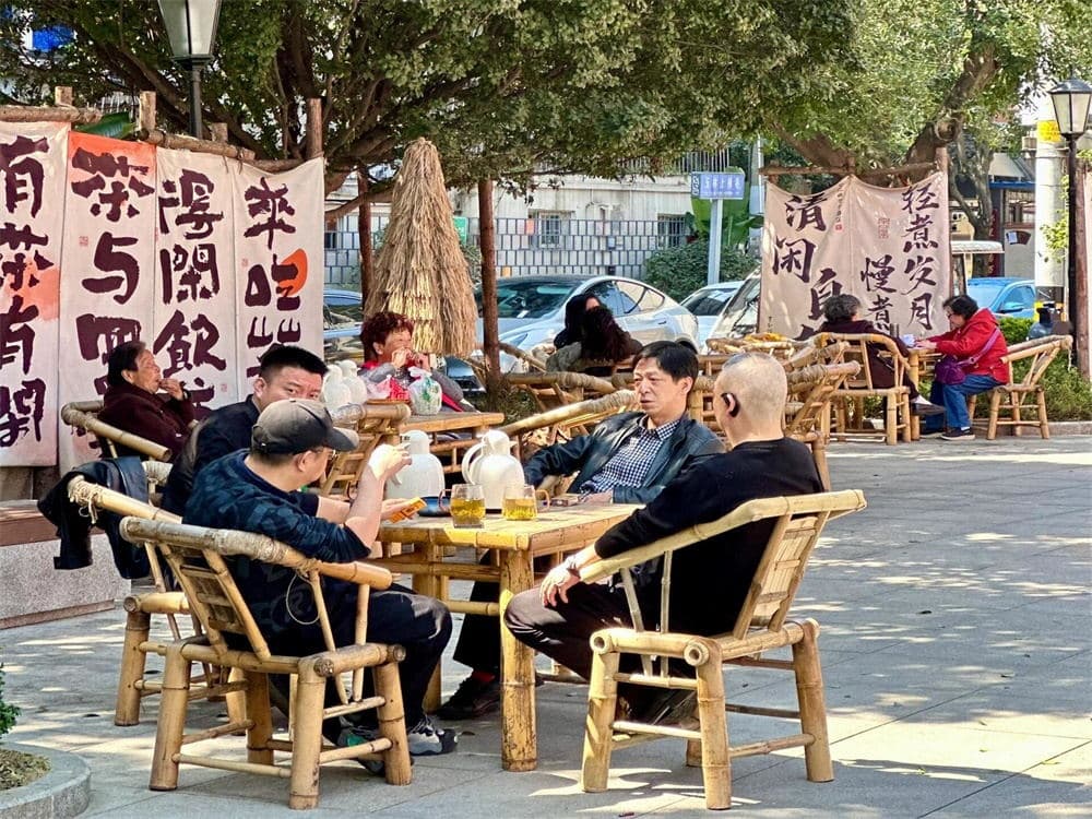 Yulin Alley