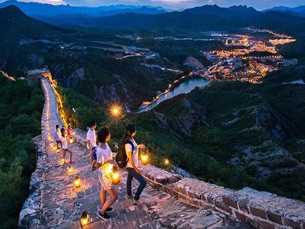 Gubei Water Town and Simatai Great Wall Private Day Tour