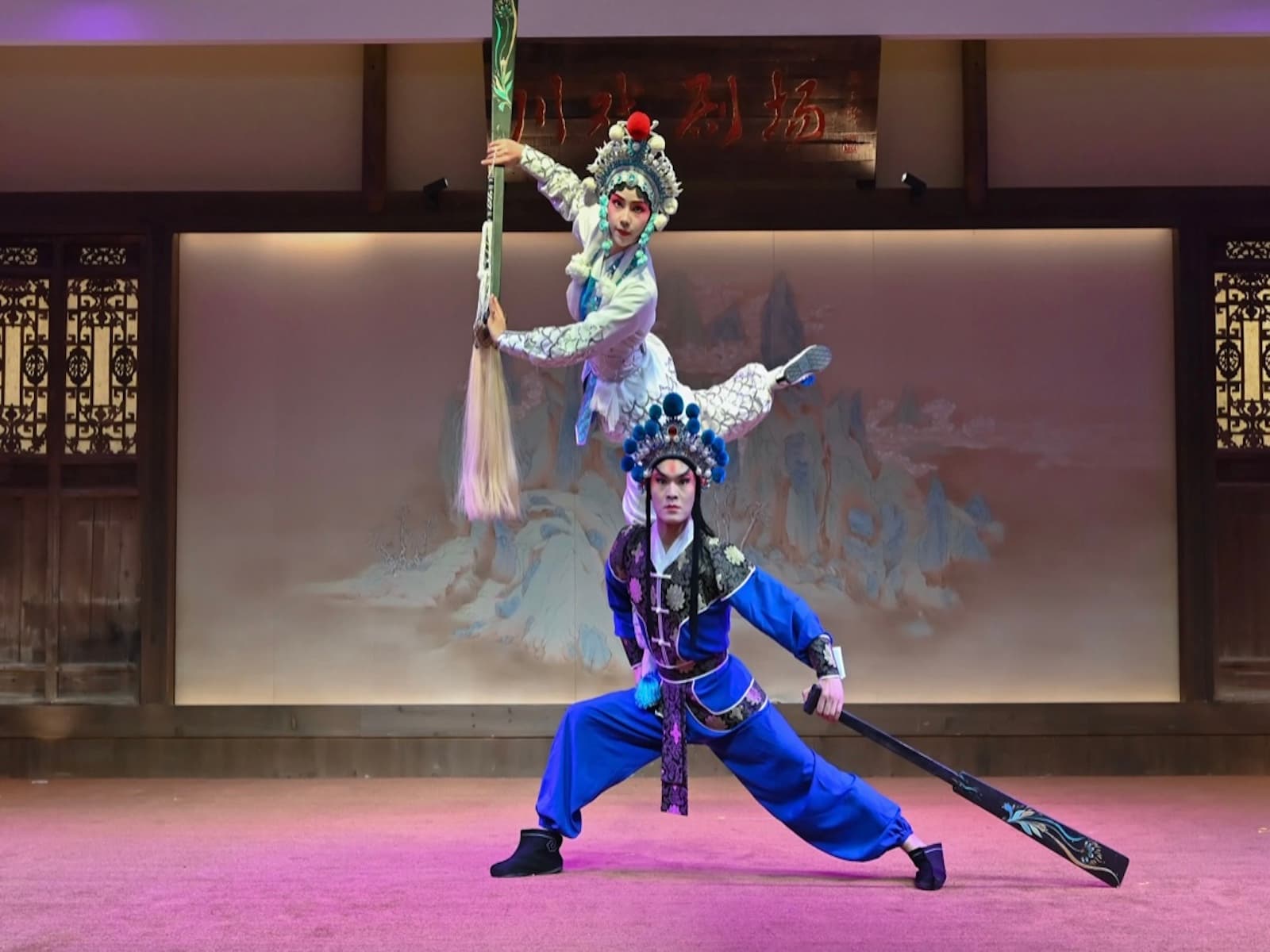 Sichuan Opera Performance